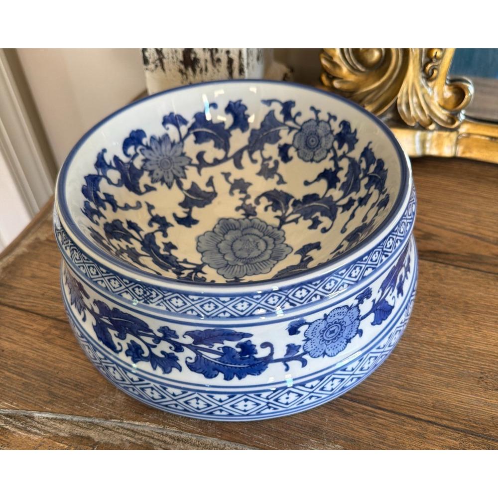 25oz Chinoiserie Pet Bowls - Durable Ceramic with Vintage Blue & White Elegance